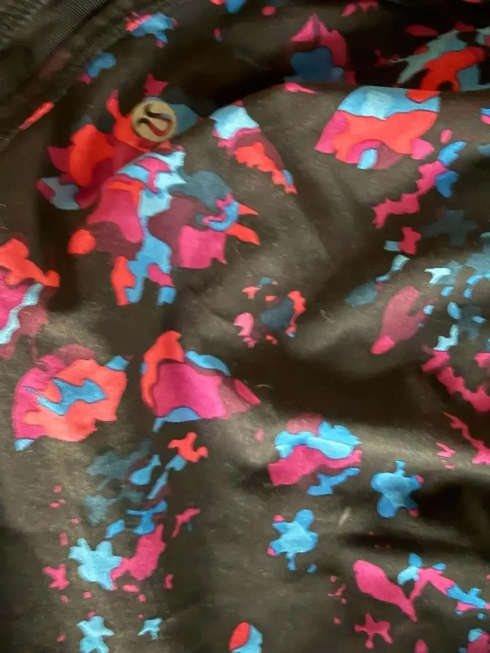 Lululemon Hotty Hot Short II Size 8 Dandy Digie Multi / Black Print